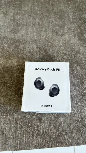 Vendo Galaxy Buds FE da Samsung