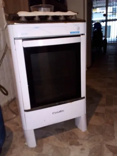 Fogão 4 bocas Esmaltec - Modelo Ágata Tampo de vidro