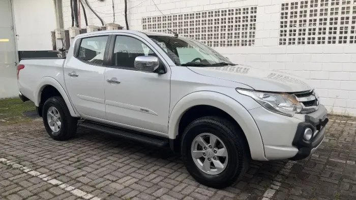Mitsubishi L200 Triton Sport HPE 2.4 CD Diesel Aut. 2017