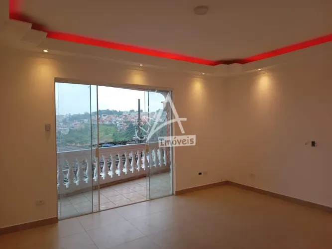 Casa Assobradada à Venda | 3 Dormitórios, 1 Suíte e 2 Vagas | MAUA - SP