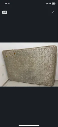 Colchão de casal usado