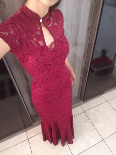 Vestido de festa marsala em renda - semi novo