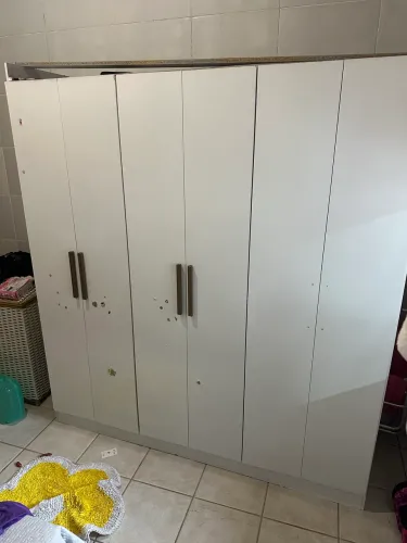 Guarda roupa 6 portas