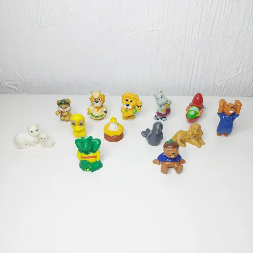 Lote 13 Miniaturas Colecionáveis Antigas Originais Kinder Ovo