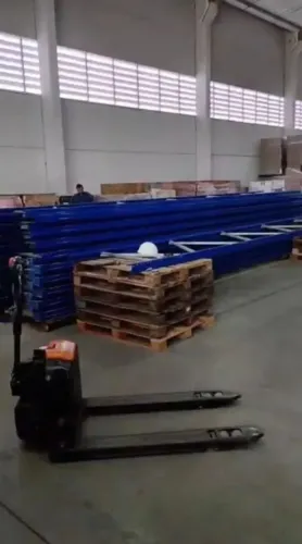 PORTA PALETE USADO. Montantes e longarinas de varias medidas. MELHOR PREÇO DO MERCADO !