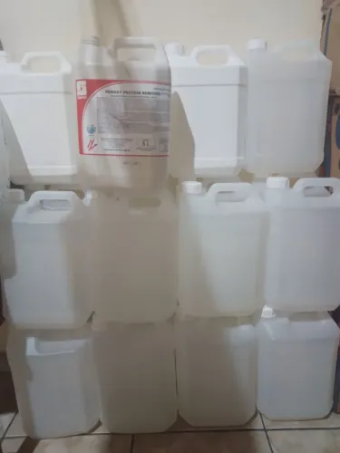 Tambor dee 5 litros 3.00 unidades aparti de 20 e 2.50