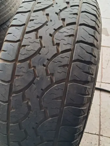 1 PNEUS GT RADIAL 265/65/17 (..70% BORRACHA..)