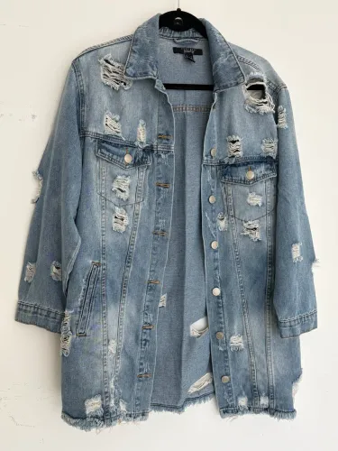 Jaqueta longa jeans feminina 