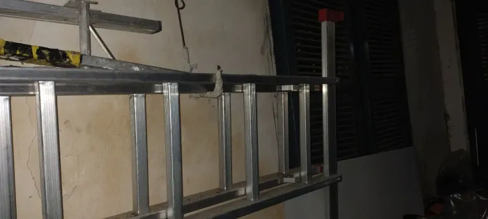 Escada de aluminio
