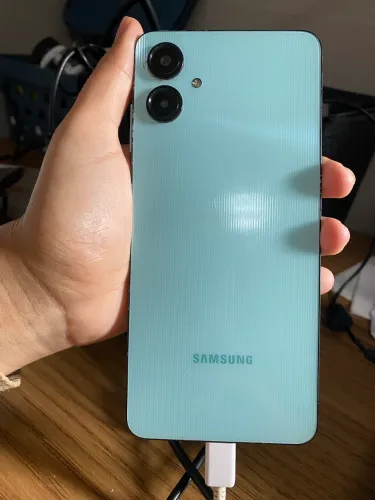 Samsung A06