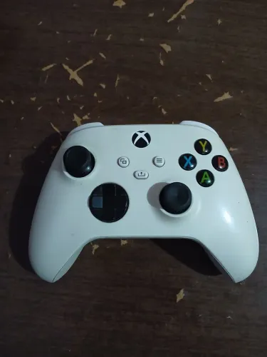 Controle Xbox em ótimo estado