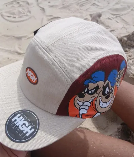 Boné da High Novo
