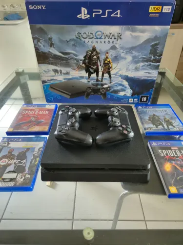 Playstation 4 1TB Seminovo