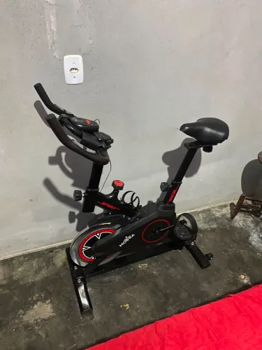 BICICLETA ERGOMÉTRICA