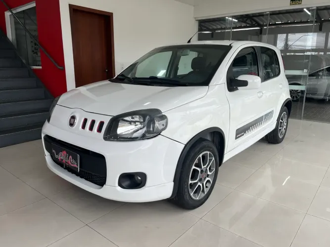 Fiat Uno Sporting 1.4 EVO Fire Flex 8V 4P 2014