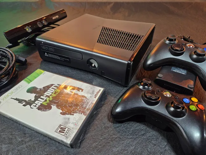 Console Xbox 360 c/Kinect