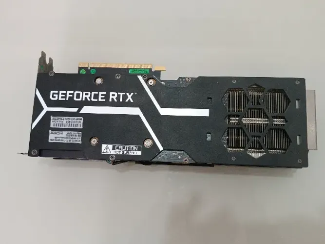 Placa de vídeo RTX 3080 10GB COM DEFEITO