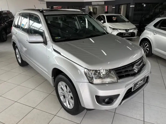 Suzuki Grand Vitara 2.0 16V 4x2/4x4 5P Aut. 2013