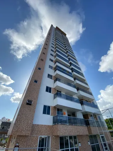 VENDO APARTAMENTO NO BAIRRO DOS ESTADOS - AREA DE LAZER COMPLETA - 2 QUARTOS SENDO 1 SUÍTE