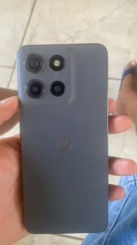 Vende-se celular novo