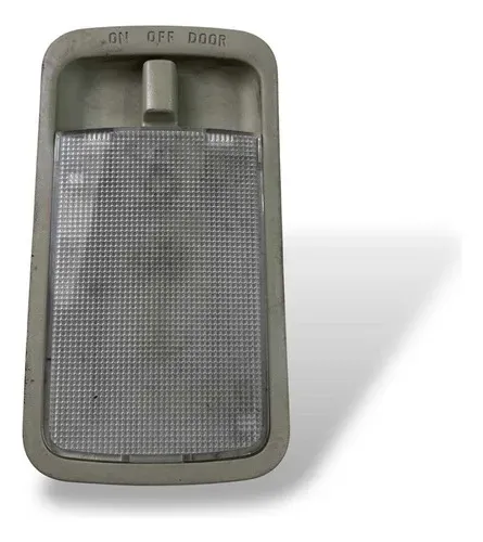 Luz De Teto Cortesia Nissan Tiida Livina 1.8 2008 A Cx1 2014