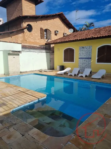 Casa em Parque Vivamar - Ubatuba com piscina