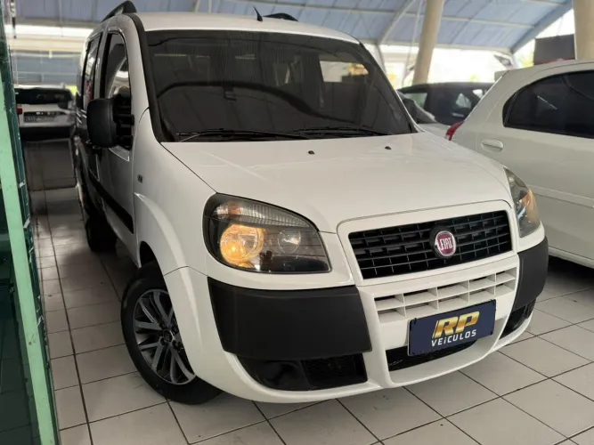 Fiat Doblo Essence 1.8 Flex 16V 5P 2021