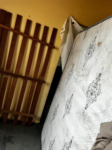 Cama de sucupira