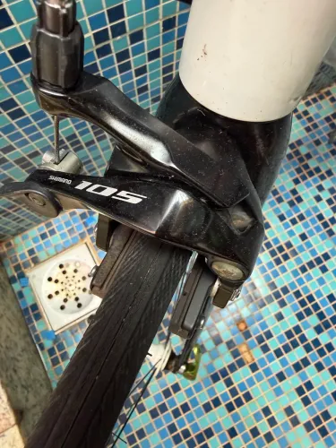 Freio shimano 105 ferradura 