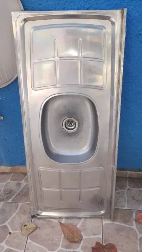 Vendo pia de inox pouco usada aceito proposta