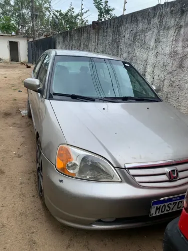 Honda Civic Sedan LX 1.7 16V 115cv Mec. 4P 2002