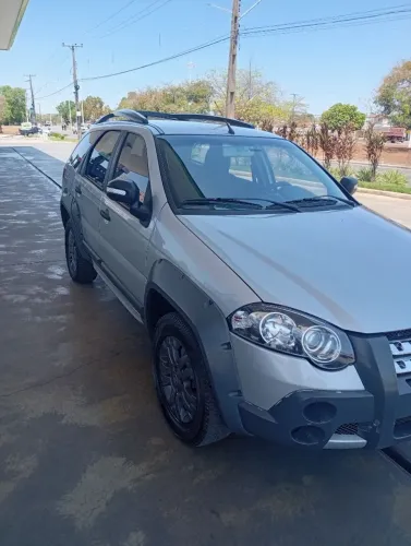 Fiat Palio Weekend Adventure Locker 1.8 Flex 2012