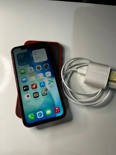 Iphone 11 RED 64GB + Carregador Original