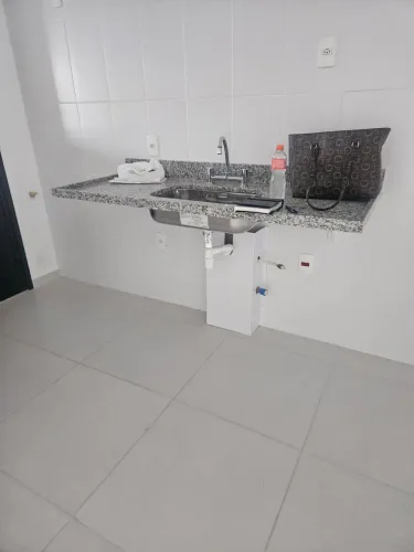 Pia de granito, com torneira, 150m &60cm . Nova R$390,00