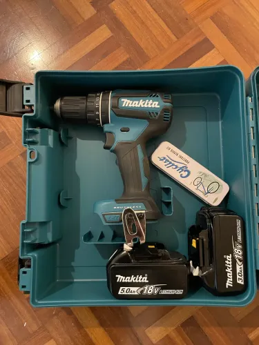 Parafusadeira Furadeira Impacto Makita Dhp485 Brushless 18v + 2 Baterias