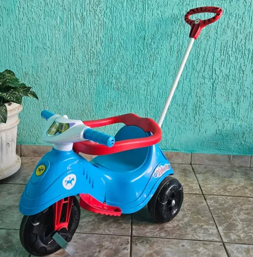 Carro de passeio bebê + tapete temático