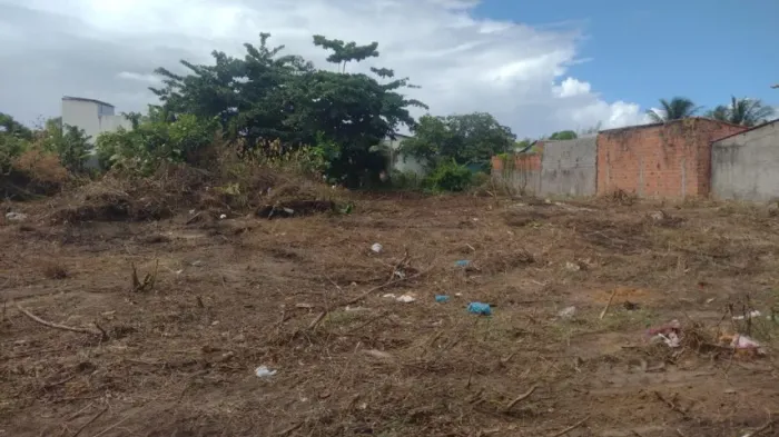 VENDE-SE TERRENO NA ATALAIA NOVA - BARRA DOS COQUEIROS
