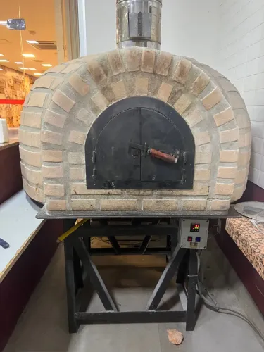 Forno de pizza ( lenha e gás )