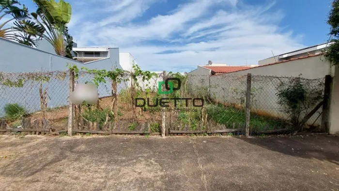 Terreno à Venda 300 m² no Jardim Terramérica, Americana/SP