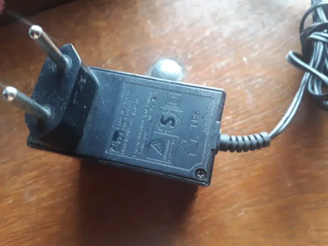 Fonte 12 volts  2 Amperes 