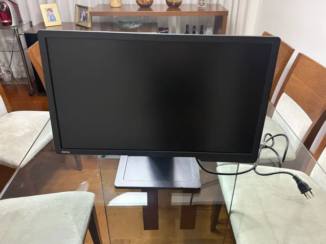 Monitor Gamer BenQ ZOWIE 24, FHD, 144Hz, 1ms, Altura Ajustável - XL2411P 