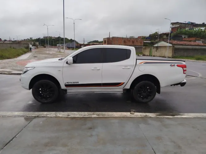 Mitsubishi L200 Triton Sport GLS 2.4 CD Diesel Aut. 2019