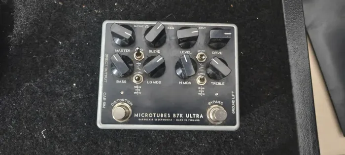 Pedal Darkglass Microtubes B7K Ultra - Preamp e Overdrive para Baixo