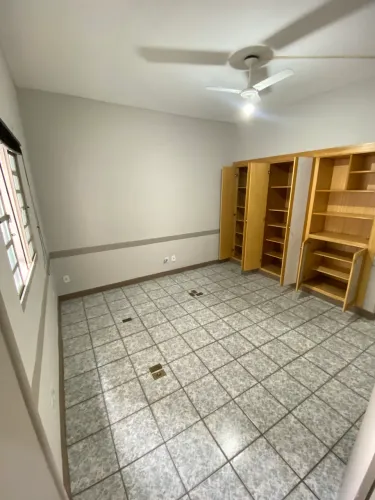 SALA COMERCIAL NO CENTRO DE LORENA - APENAS R$ 550,00!