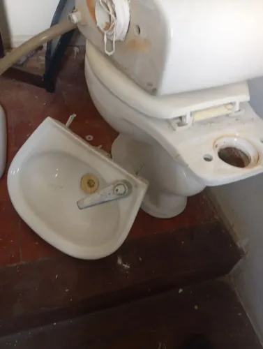 Vaso sanitário e Pia lavatório
