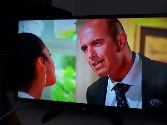 tv smart samsung 4k em ótimo estado retirada em jundiai