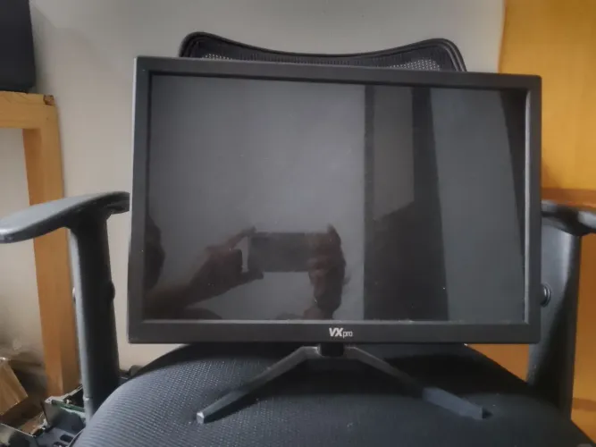 Monitor 16 polegada vx pro entrada HDMI e VGA