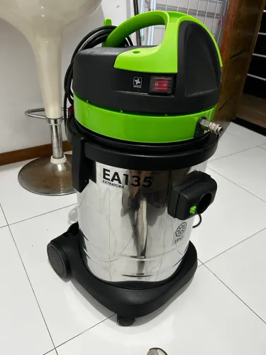 Extratora nova