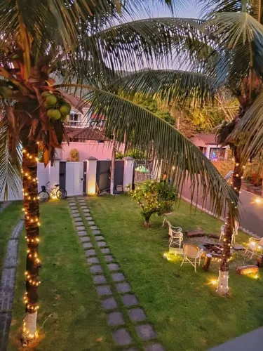 Alugo casa em condomínio fechado (vargem pequena )