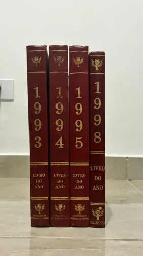 Livros do ano Barsa (1993-1994-1995-1998) - 4 volumes